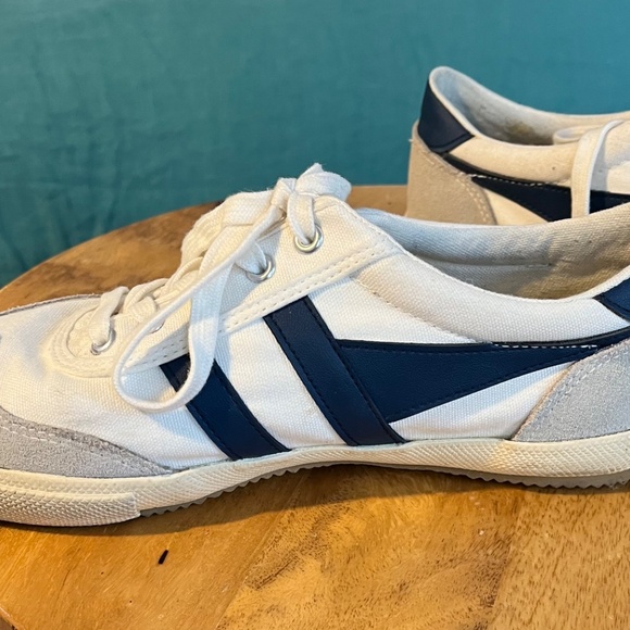 Gola Womens Sneakers - Picture 5 of 8